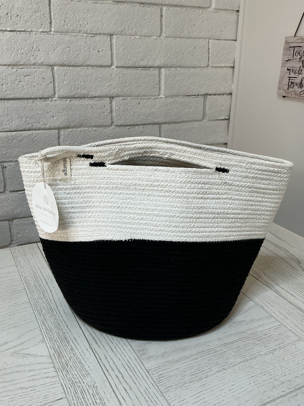 Mia mélange Two-Tone Black and White Rope Storage Basket bag NWT